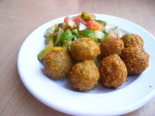 Gehaktballen van quinoa en kikkererwten