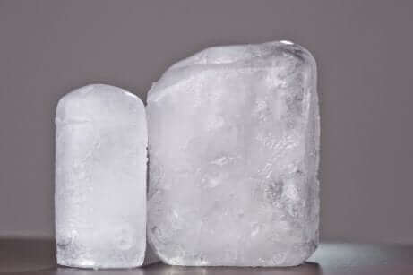 Semi-transparante aluinstenen