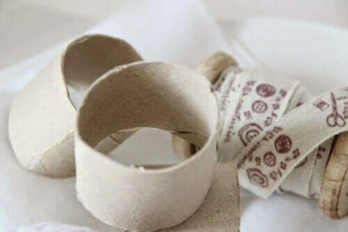 Servetringen maken met karton