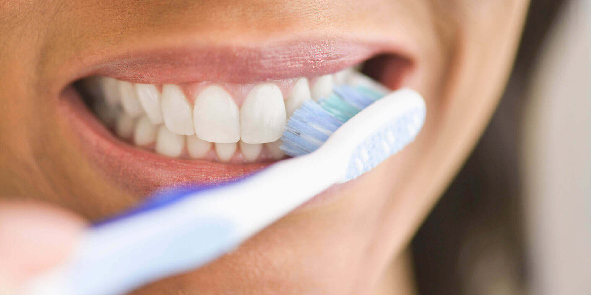 Vier manieren om tandsteen te voorkomen