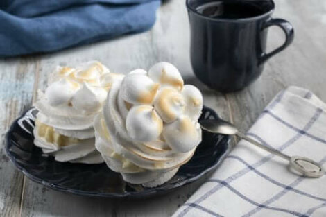 Hoe maak je meringue met veganistische ingrediënten?