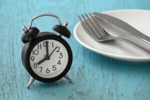 Alles over periodiek vasten of intermittent fasting