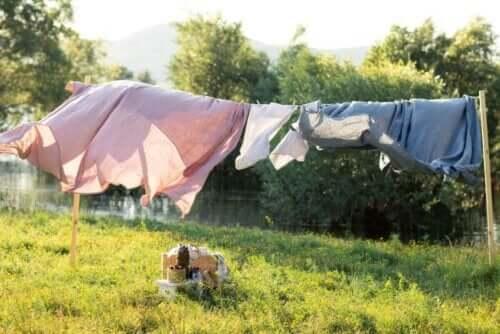 Was hangt buiten te drogen