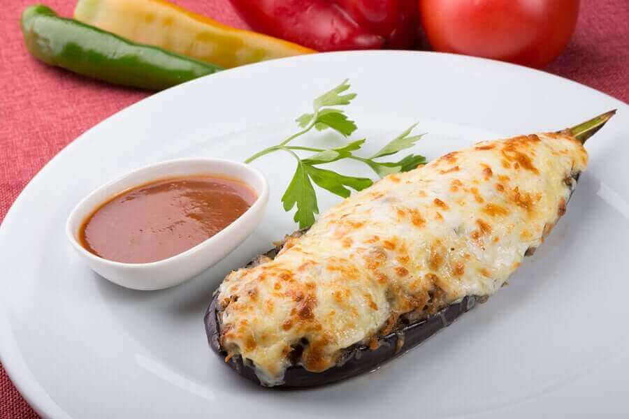 Aubergine