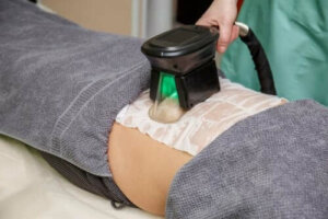 De voordelen van lipocontrast om vet te bestrijden