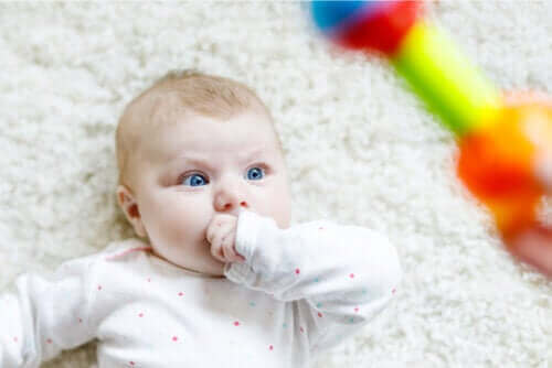 Weet jij waarom baby’s staren naar wat ze zien?