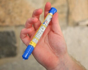 Zelfinjecteerbare adrenaline: hoe te gebruiken