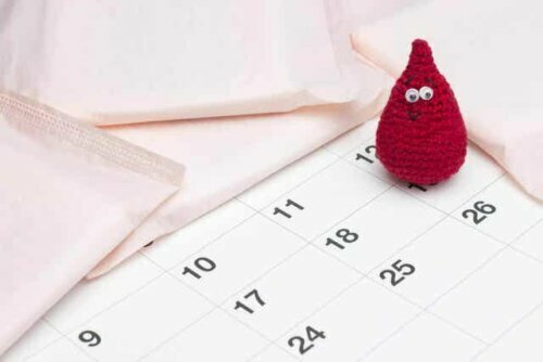 Een kalender en mythen en misvattingen over menstrueren