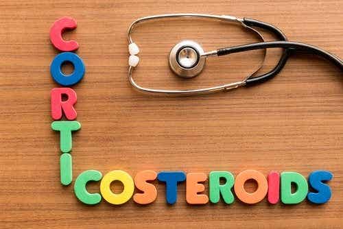 Engelse woord voor corticosteroïden gespeld met kleurrijke letters