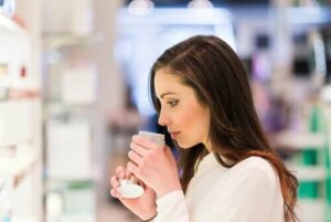 De gevaren van crèmes volgens de experts