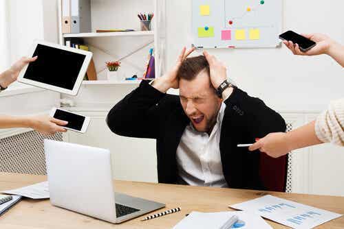 Man met een burn-out