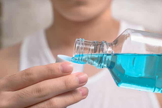 Man gaat mondwater gebruiken