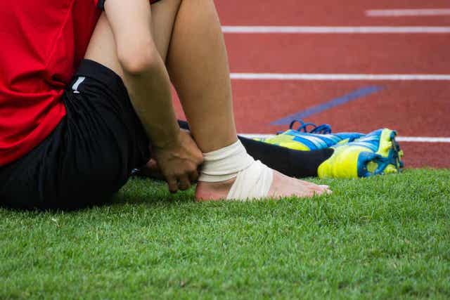 Enkel met verband