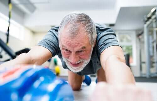 Sporten helpt de bloeddruk onder controle te houden