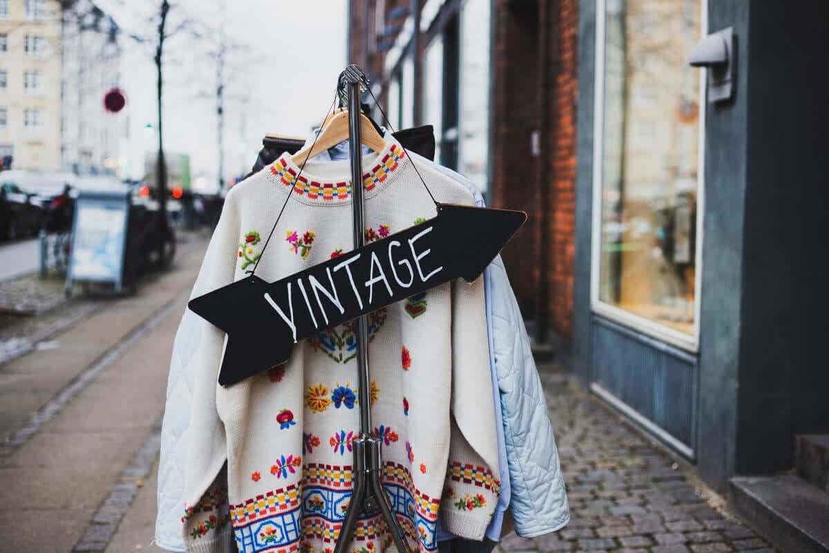 Bord met vintage