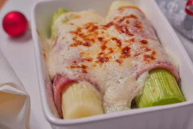 Prei met kaas en ham