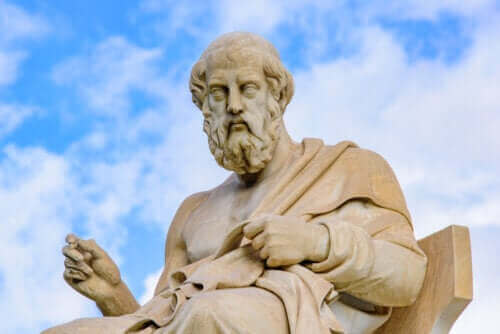 De verschillen tussen de filosofieën van Aristoteles en Plato