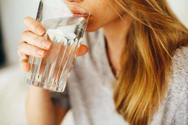 Je moet voldoende water drinken om niet resistent tegen afvallen te worden