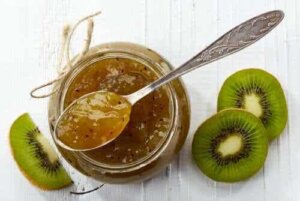 Stap voor stap recept voor kiwi-jam