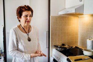 Het sundowning-syndroom bij bejaarden: symptomen en behandeling