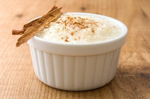 Probeer dit recept voor rijstpuddingcake