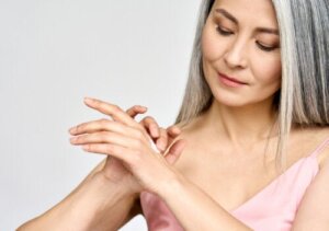 Progesteron-crème: wanneer wordt het aanbevolen?