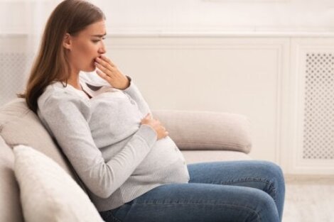 Droge mond tijdens de zwangerschap: oorzaken en behandelingen