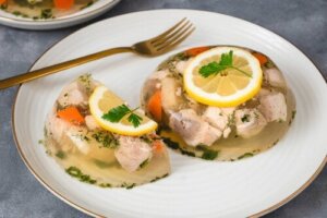 Hoe maak je thuis een heerlijke aspic klaar?