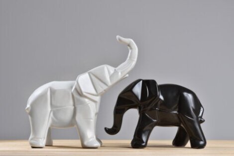 Afbeeldingen van olifanten in decoratie: wat is hun betekenis?
