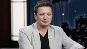 Dit zijn de ernstige verwondingen van Jeremy Renner na zijn sneeuwruimongeval