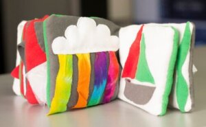 Stap-voor-stap gids voor het maken van een zintuiglijk boek