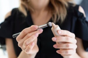 Wat is een CC Cream en wat is het verschil met een BB Cream?