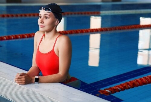 Zwemmen en schoonheid: bescherm je haar, huid en nagels tegen chloor