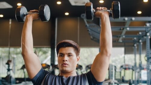 Schouderroutine: 6 oefeningen om de deltavormige spieren te trainen